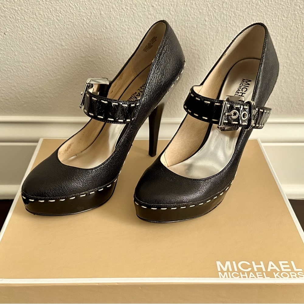 Michael Kors black leather Mary Jane pumps 7.5